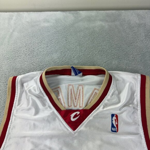 Champion LeBron James Cleveland Cavaliers #23 Men’s Size XL - Picture 12 of 12